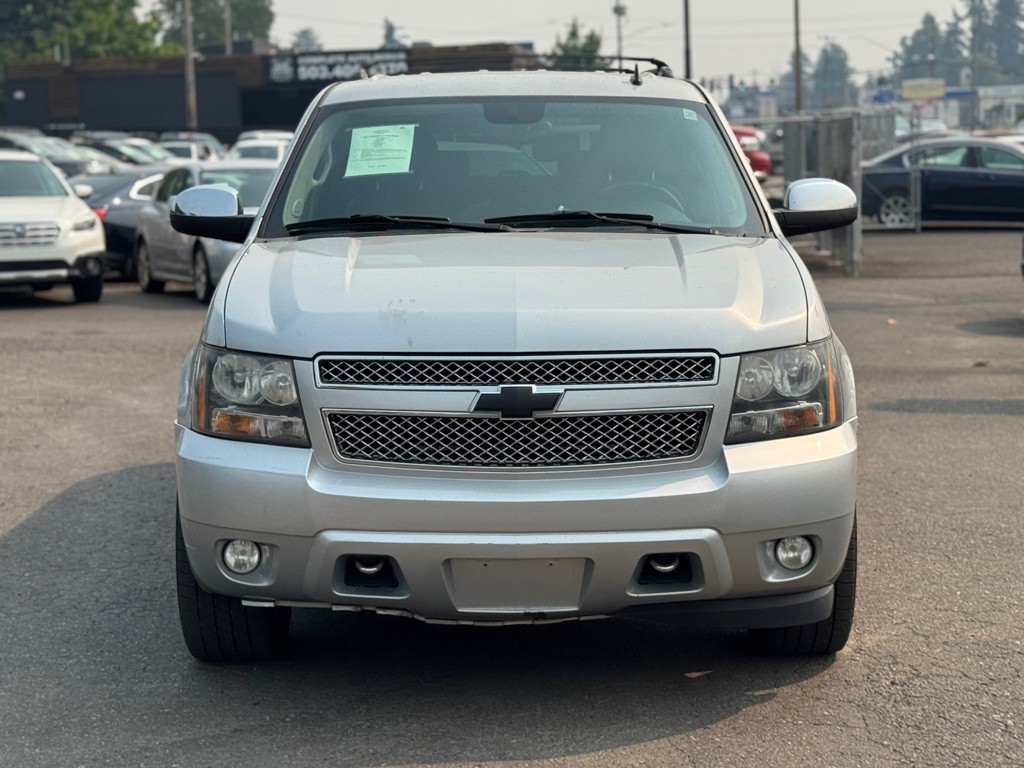 2013 Chevrolet Suburban Image 6