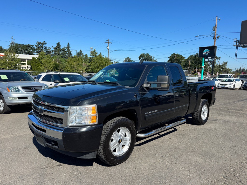 2010 Chevrolet Silverado 1500 Image 1