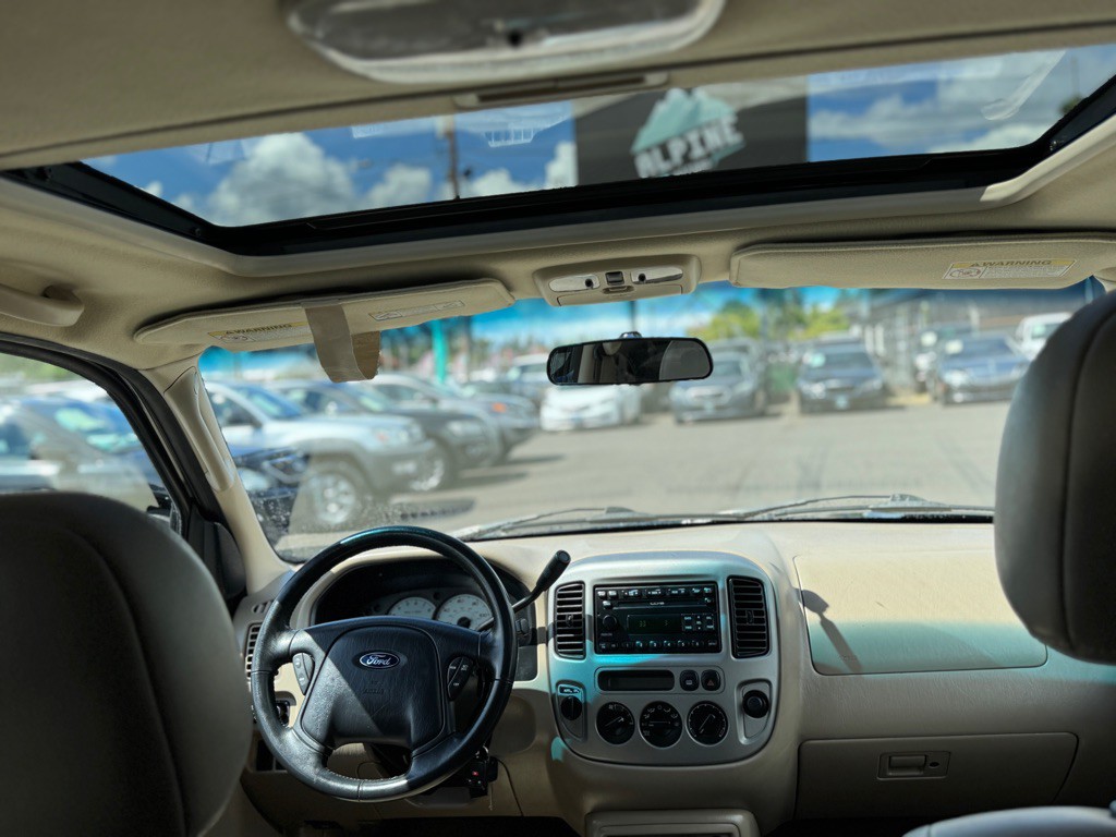 2003 Ford Escape Image 10