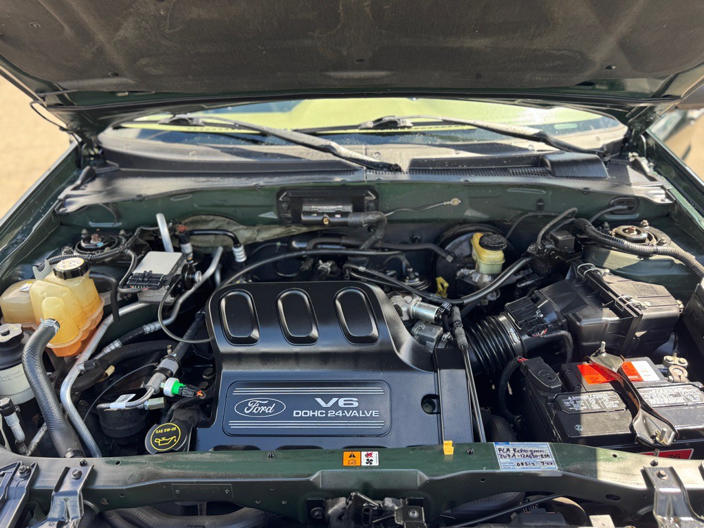 2003 Ford Escape Image 14