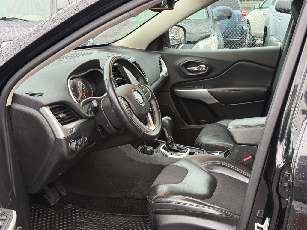 2018 Jeep Cherokee Image 7