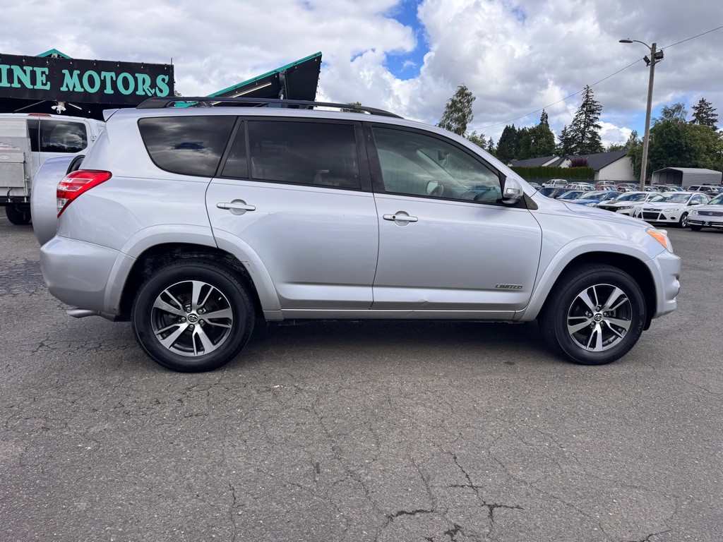 2011 Toyota Rav4 Image 6