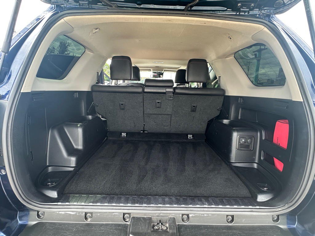 2021 Toyota 4Runner Image 10