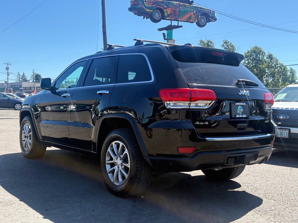 2017 Jeep Grand Cherokee Image 2
