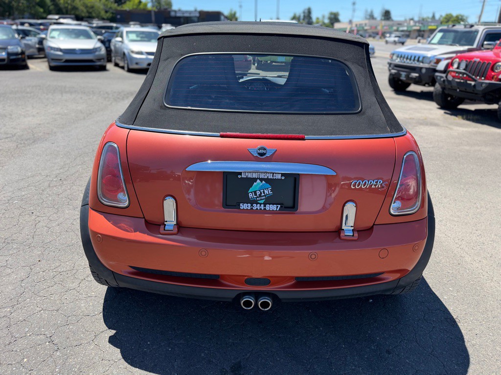 2006 MINI Cooper Image 5