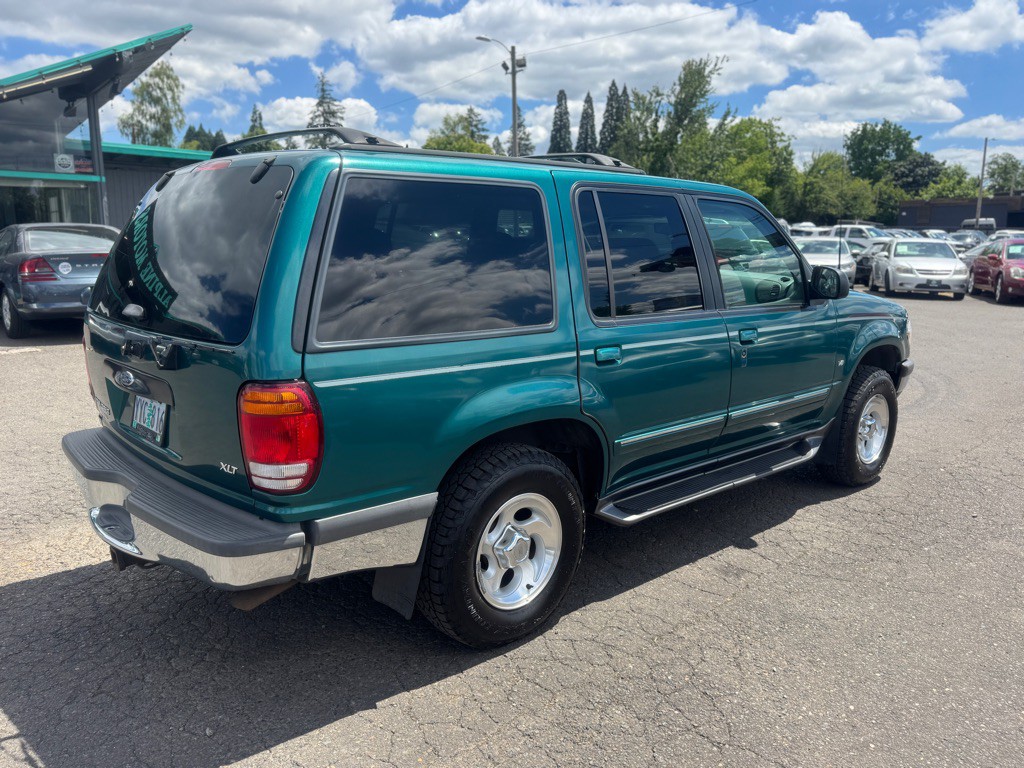 1998 Ford Explorer Image 4