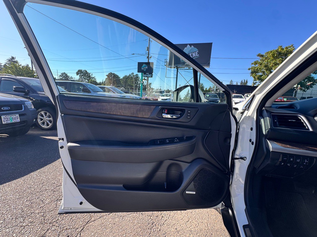 2016 Subaru Outback Image 11