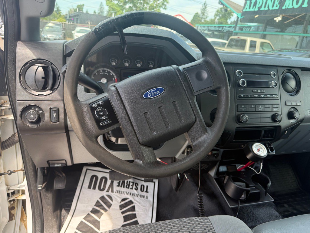 2012 Ford F-250 Image 9