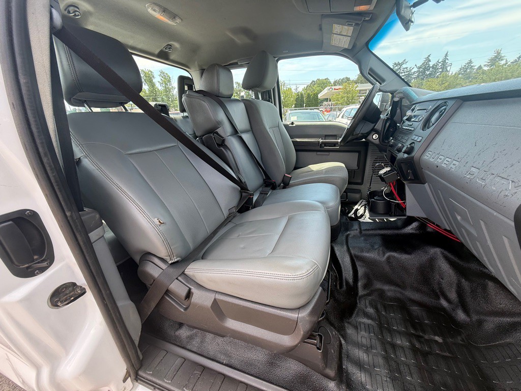 2012 Ford F-250 Image 12