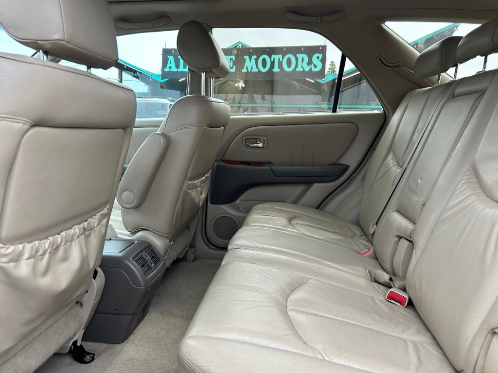 2002 Lexus RX Image 8