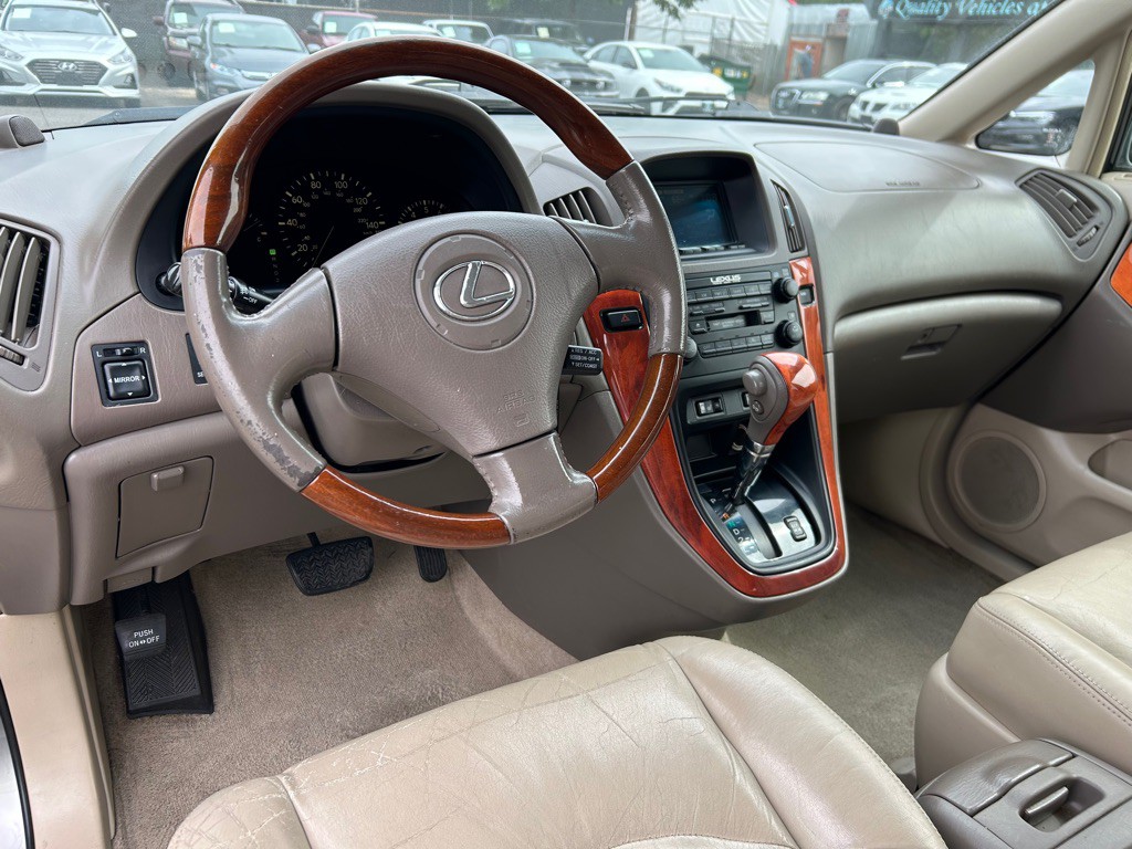2002 Lexus RX Image 9