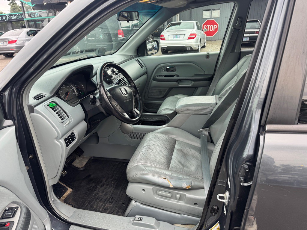 2005 Honda Pilot Image 8
