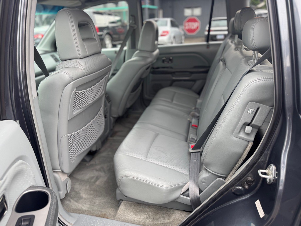 2005 Honda Pilot Image 9