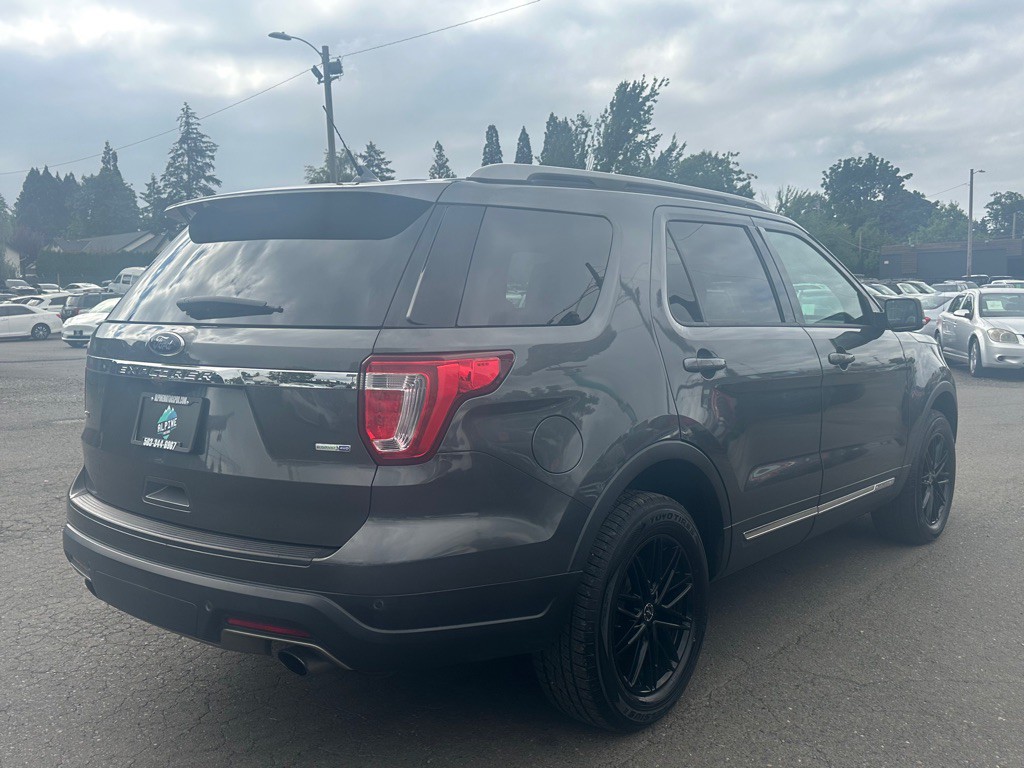 2019 Ford Explorer Image 4
