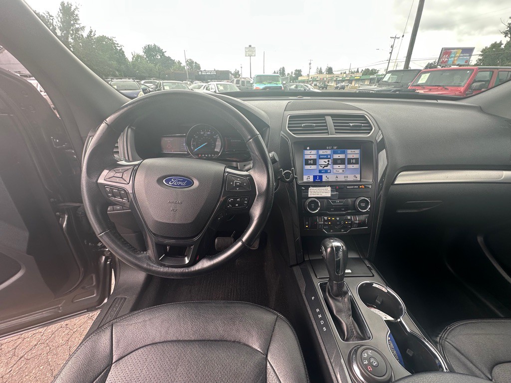 2019 Ford Explorer Image 10