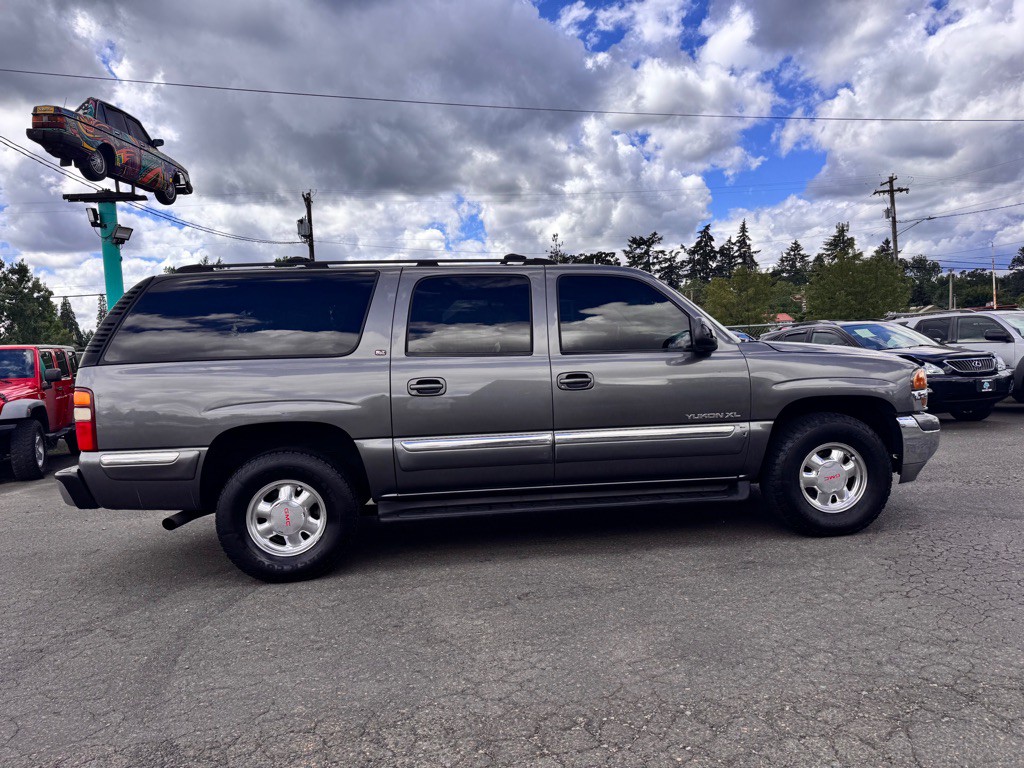 2002 GMC Yukon Image 6