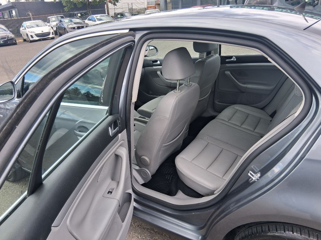 2007 Volkswagen Jetta Image 8