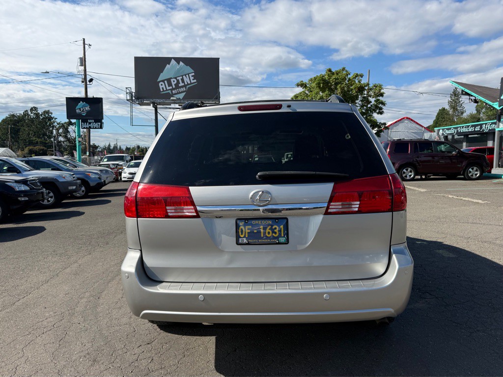 2005 Toyota Sienna Image 4