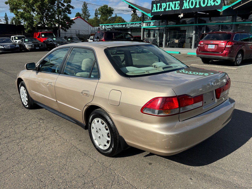 2002 Honda Accord Image 2