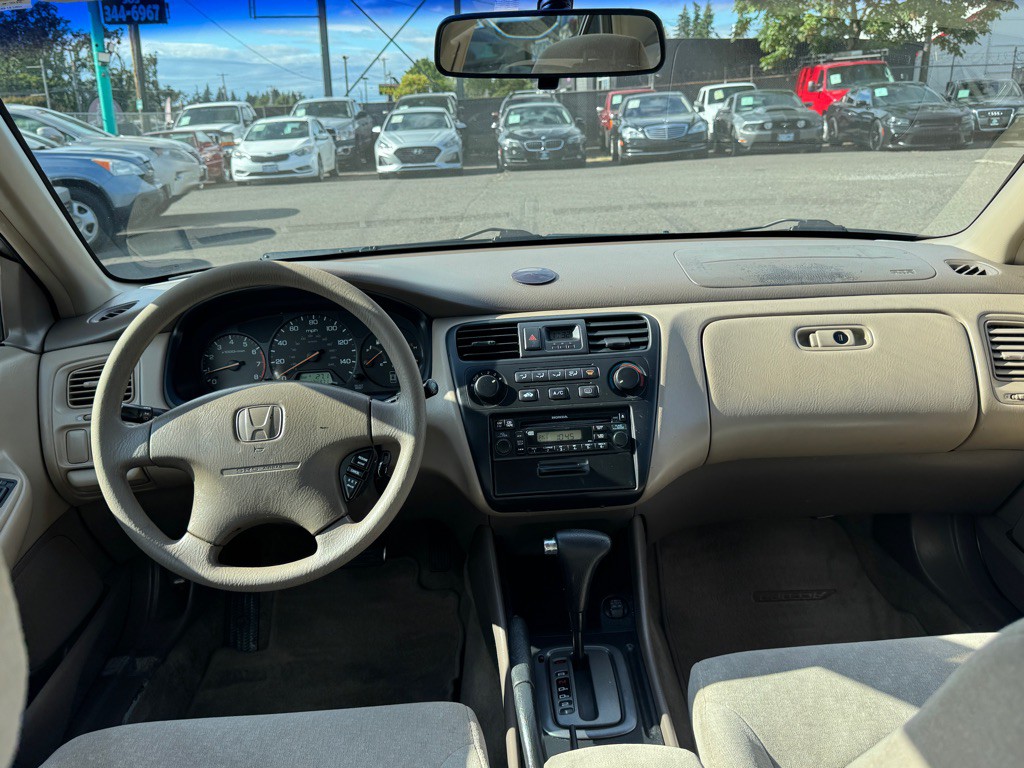 2002 Honda Accord Image 9