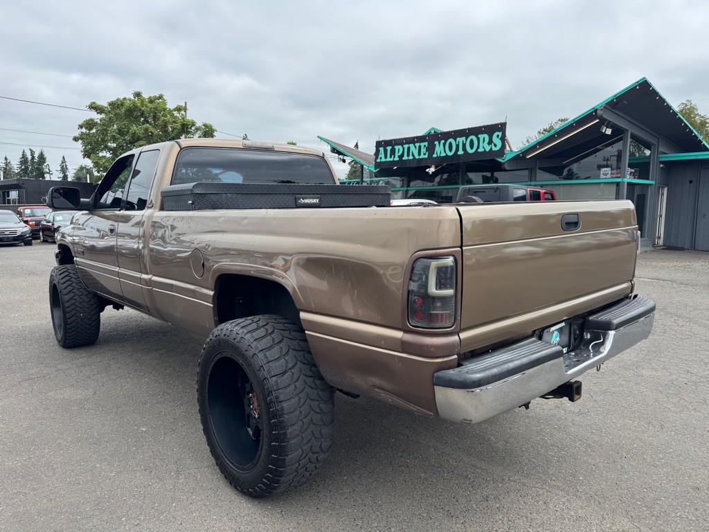 2001 Dodge Ram 2500 Image 3