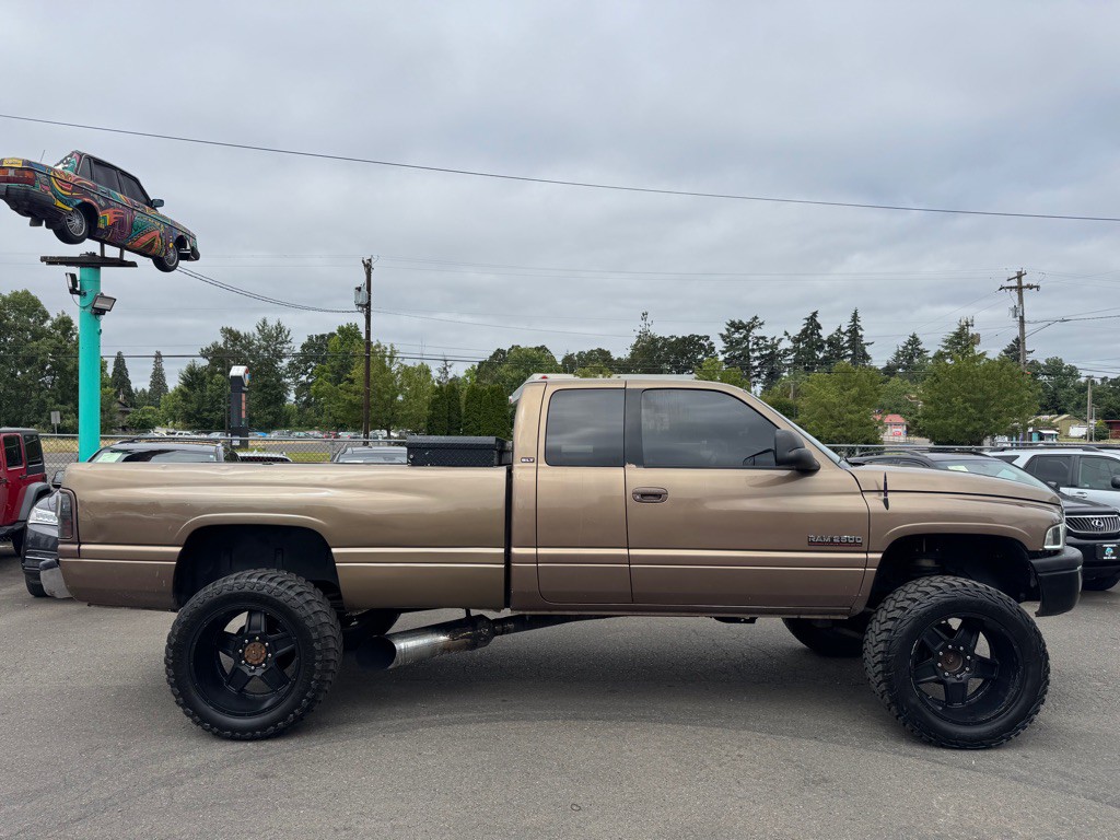 2001 Dodge Ram 2500 Image 5