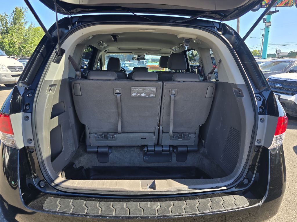 2015 Honda Odyssey Image 17