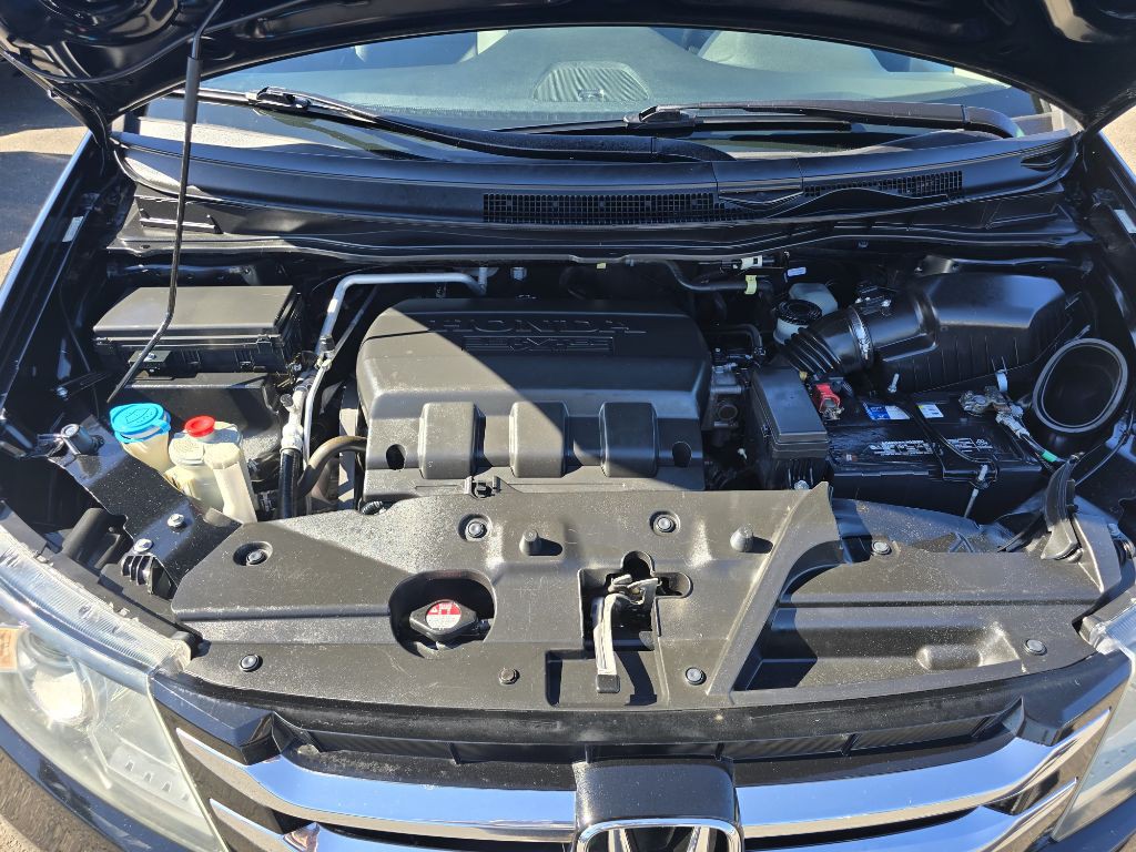 2015 Honda Odyssey Image 19