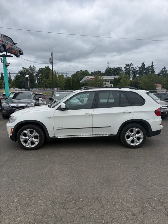 2013 BMW X5 Image 2