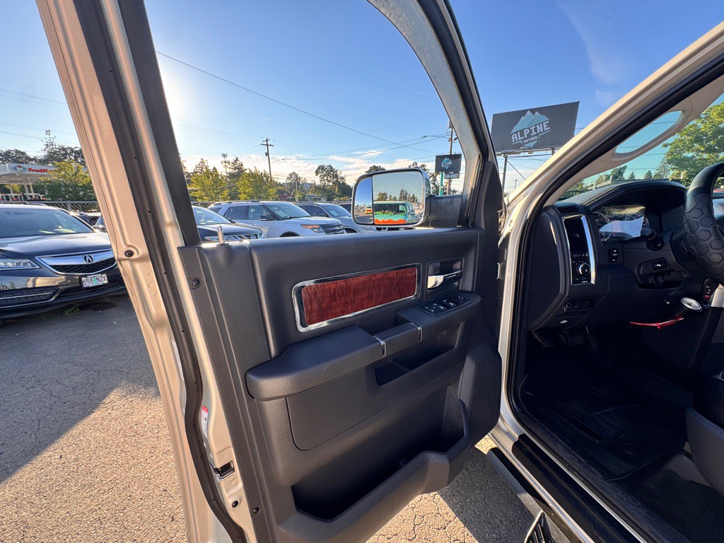 2010 Dodge Ram 2500 Image 16