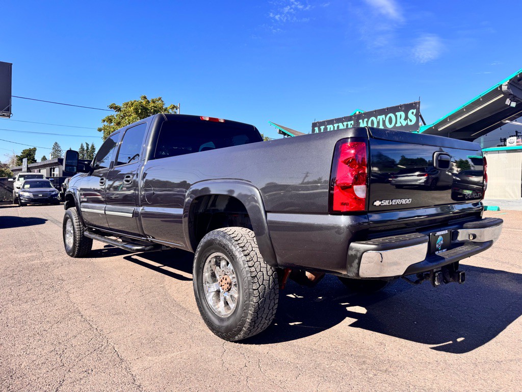 2005 Chevrolet Silverado 1500 Image 3