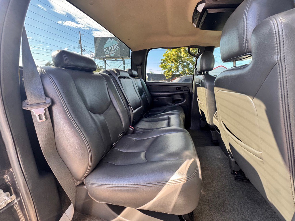 2005 Chevrolet Silverado 1500 Image 11