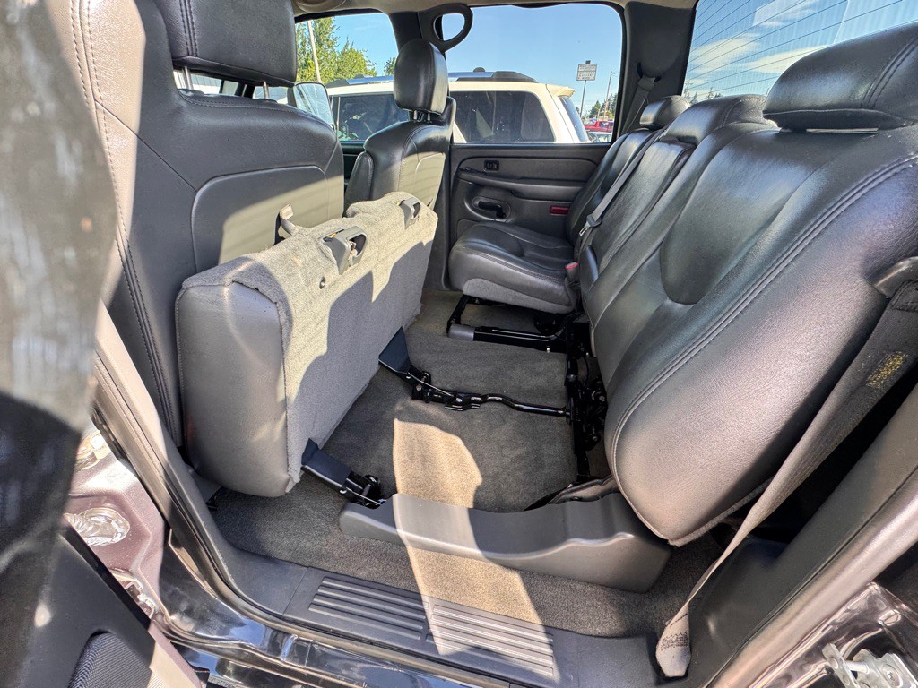 2005 Chevrolet Silverado 1500 Image 12