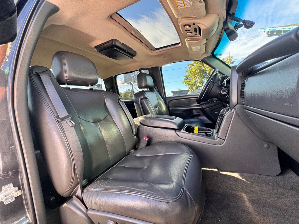 2005 Chevrolet Silverado 1500 Image 13