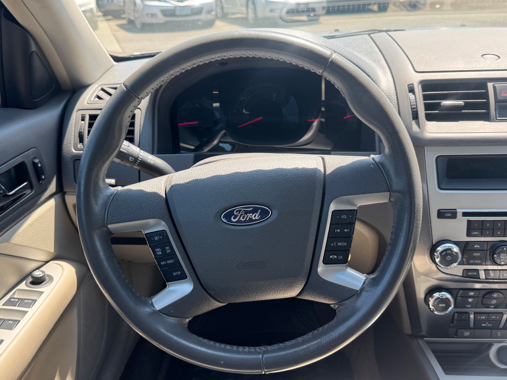 2012 Ford Fusion Image 11