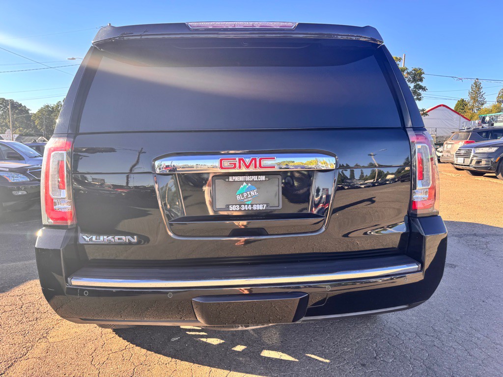 2018 GMC Yukon Image 4