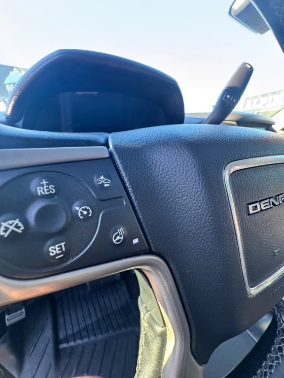 2018 GMC Yukon Image 12