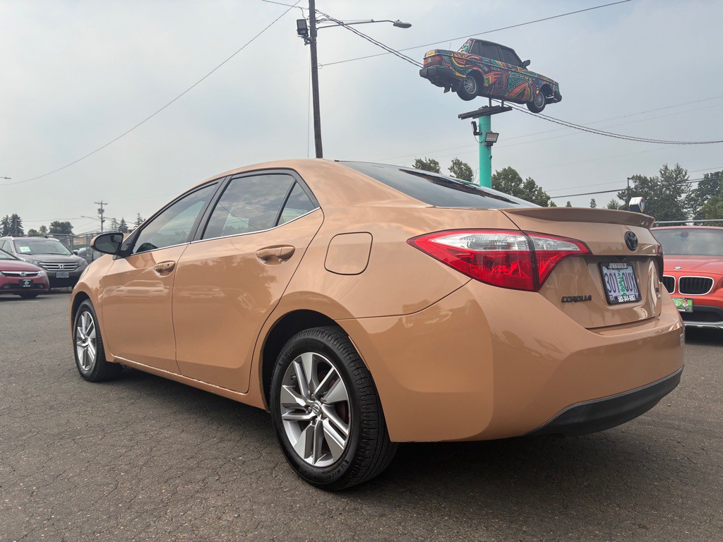 2015 Toyota Corolla Image 3