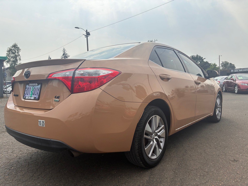 2015 Toyota Corolla Image 5