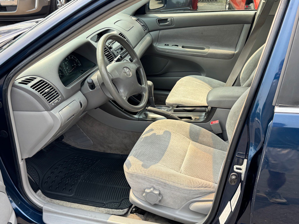 2002 Toyota Camry Image 7