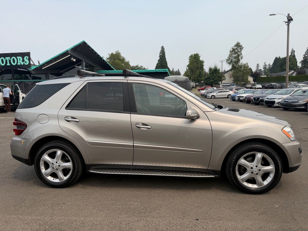 2007 Mercedes-Benz M-Class Image 4