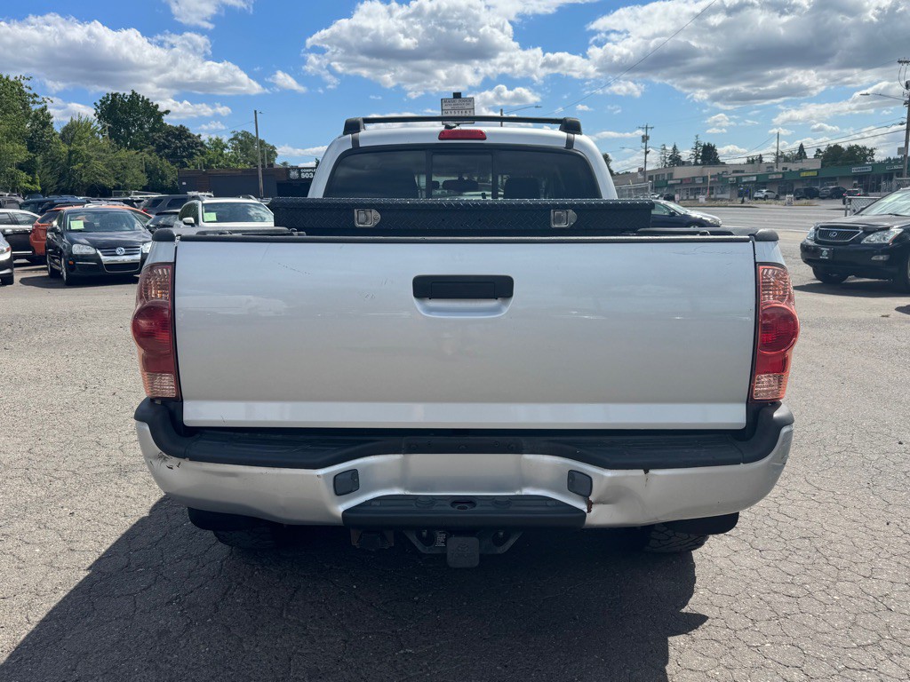 2005 Toyota Tacoma Image 3