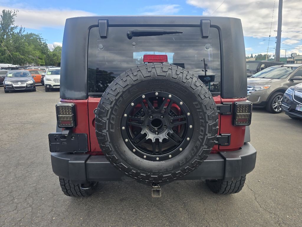 2010 Jeep Wrangler Image 4