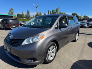 Image for 2013 Toyota Sienna  ID: 7566009
