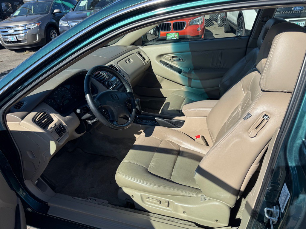 2002 Honda Accord Image 7