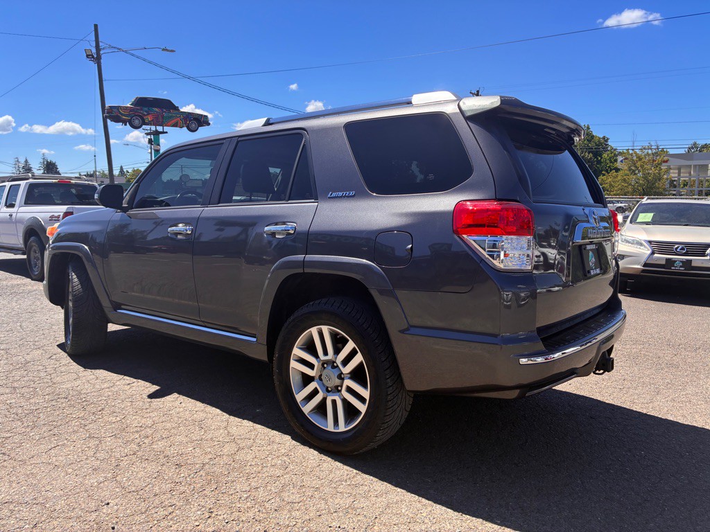 2011 Toyota 4Runner Image 3