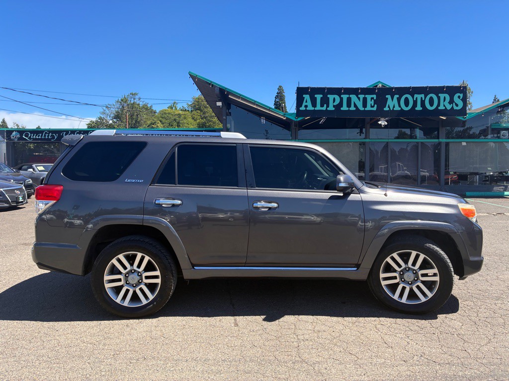 2011 Toyota 4Runner Image 6