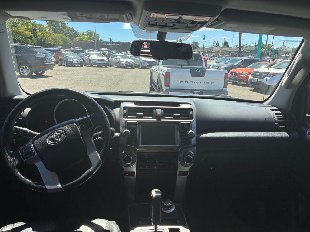 2011 Toyota 4Runner Image 9