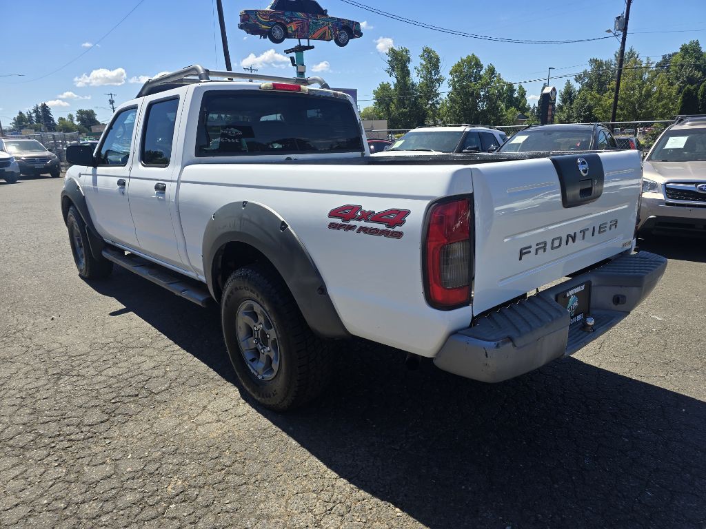 2002 Nissan Frontier Image 3
