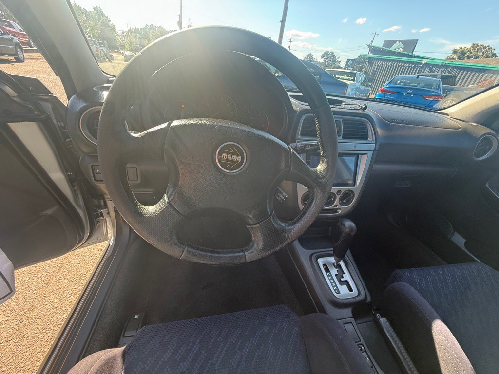 2002 Subaru Impreza Image 9